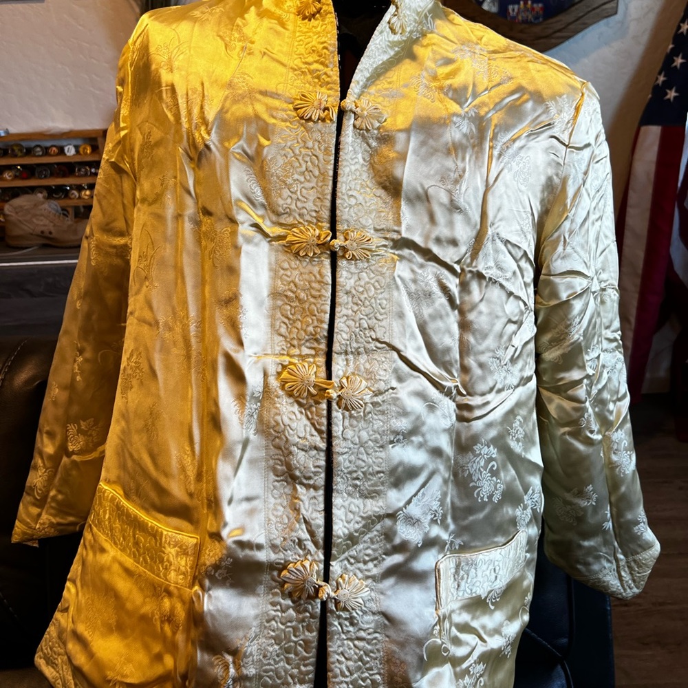 Beautiful reversible Japanese Blouse